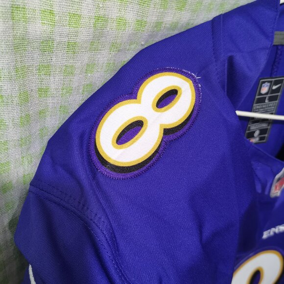 Lamar Jackson Baltimore Ravens No 8 Jersey - Picture 12 of 13